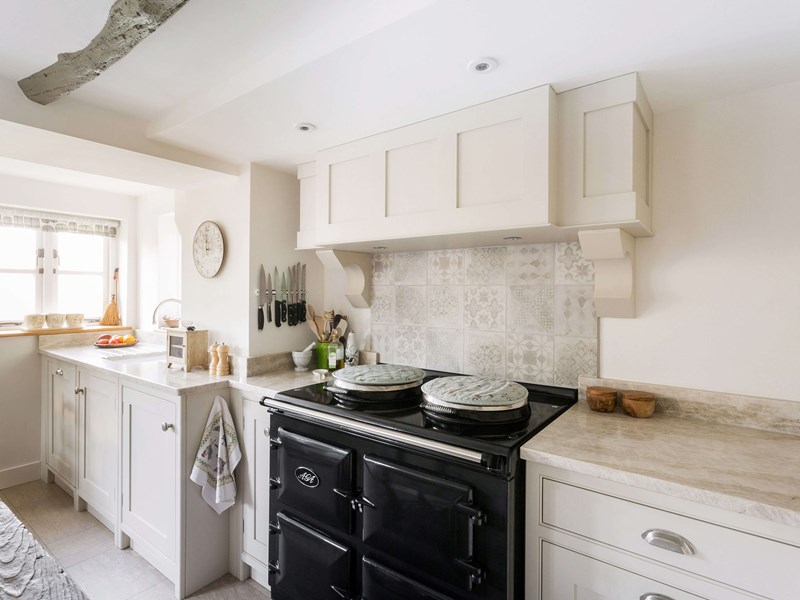 Arbor Lane Bespoke Classic, Country Kitchen