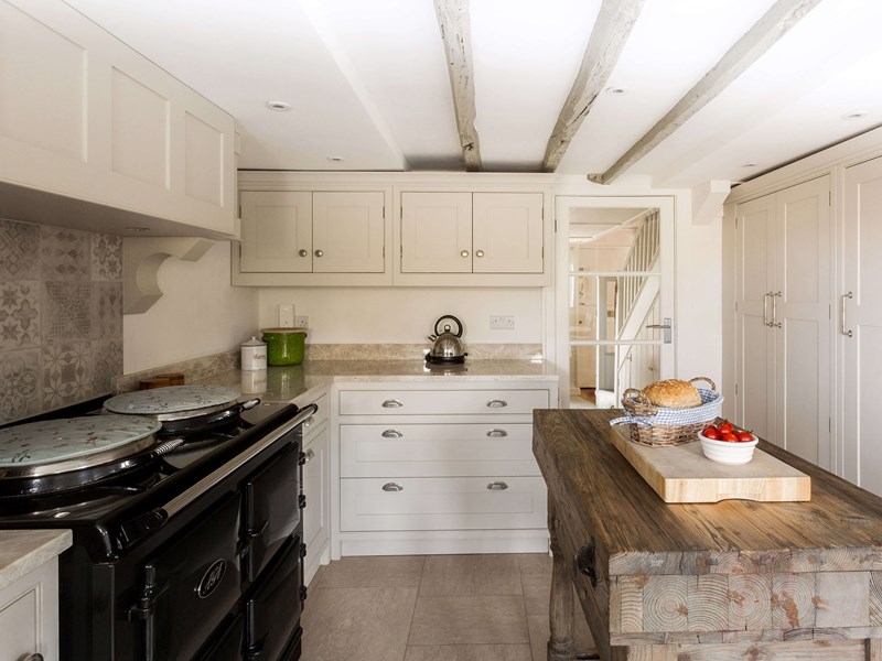 Arbor Lane Traditional Barn Conversion